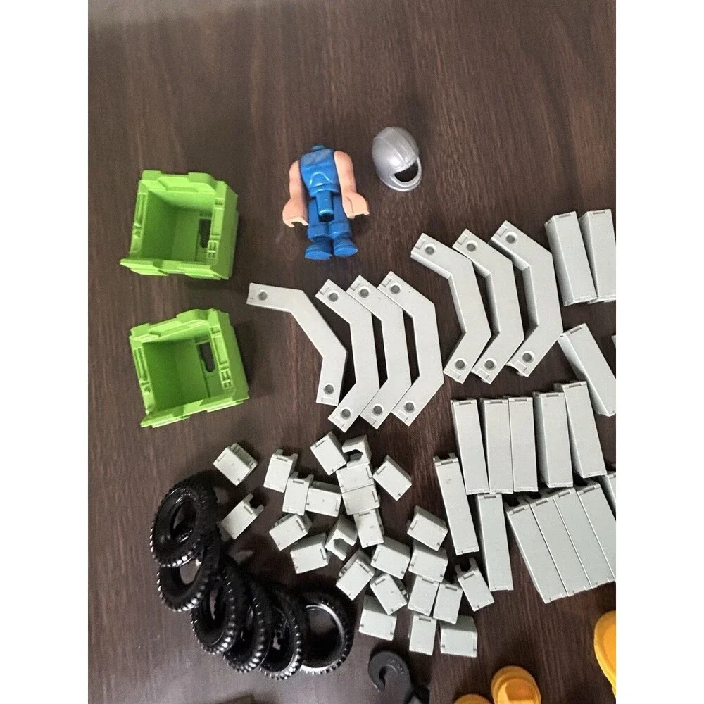 Fisher Price Construx Lot ImaginationSeries - Land & Air Adventure Set 578